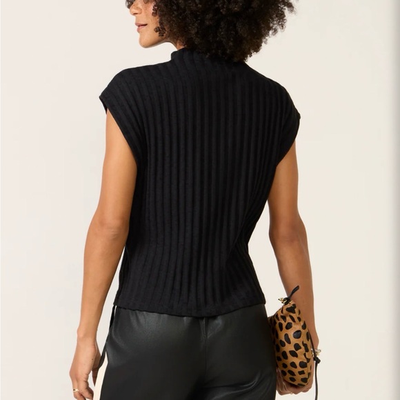 NWOT Michael Stars Nara Mock Neck Top black Sz S - Picture 2 of 8